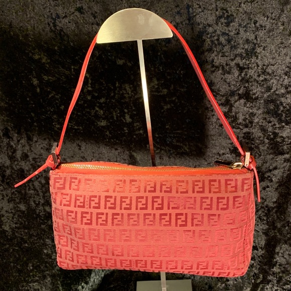 Authentic Fendi Monogram Bag Deep Red Semitracolla - Picture 2 of 8